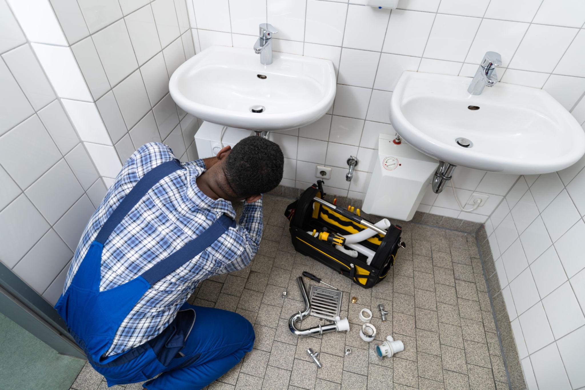 Trabajo real de remodelación de baño en Cali #1